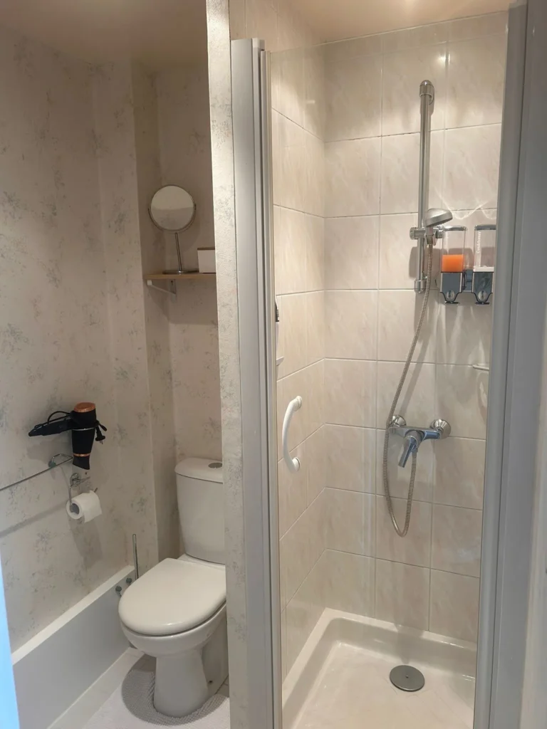 053a2e65-41e9-492f-bf27-3a59392ace1f