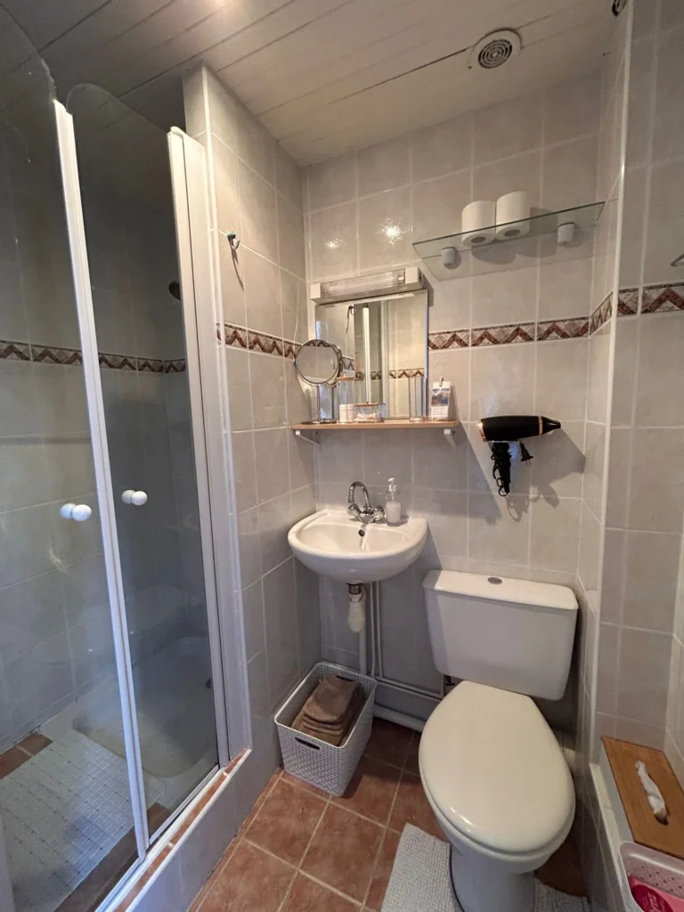 557d0552-2ab9-41c4-b05e-f609ad0839f3