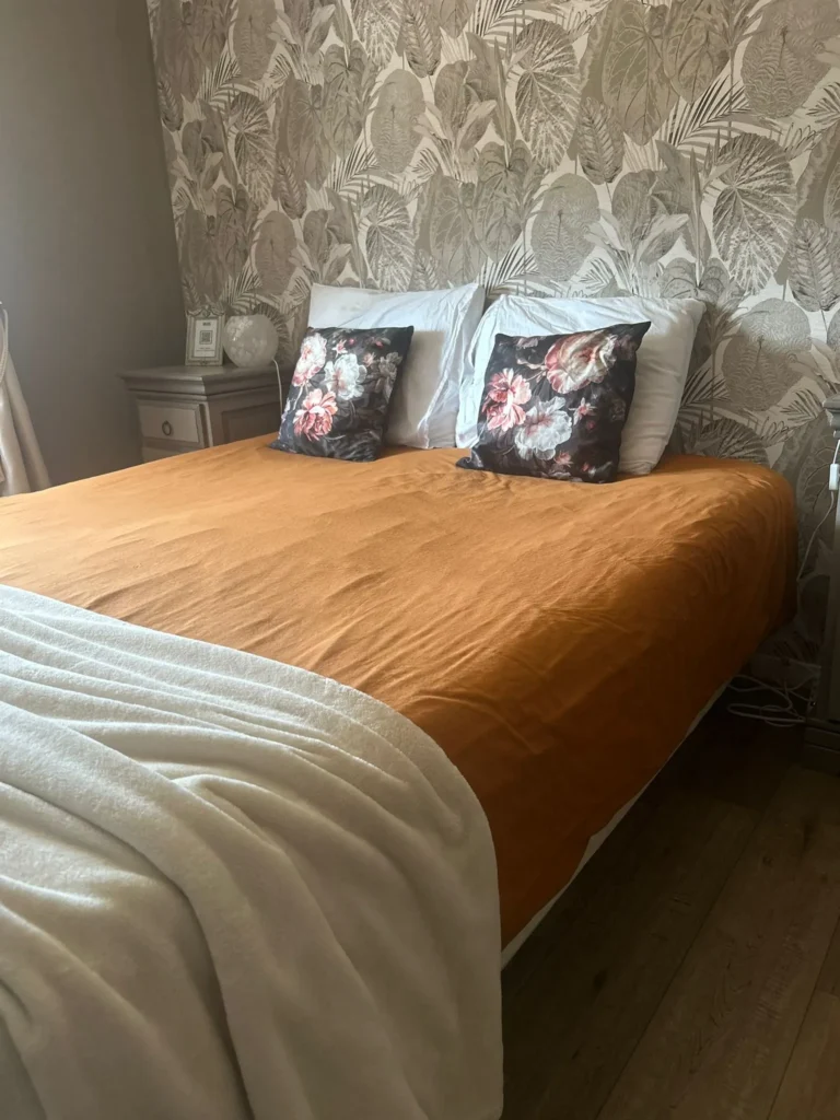 6b326251-1f47-4cbb-a608-80216a326ffb