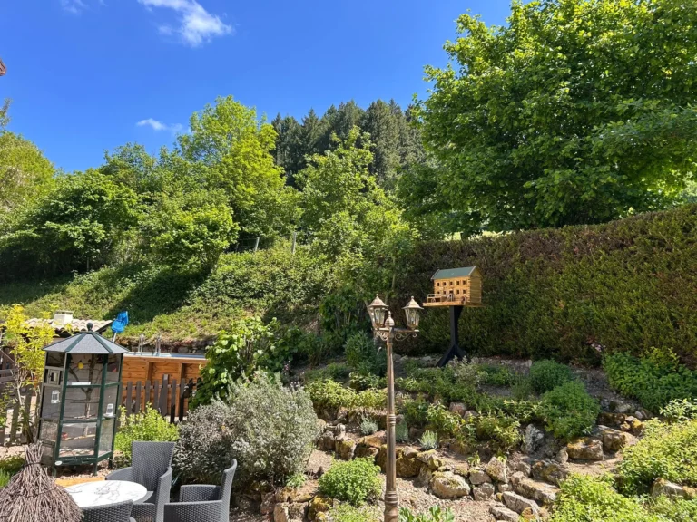 98907639-3b5f-43e0-ae42-d870a8eb4b10