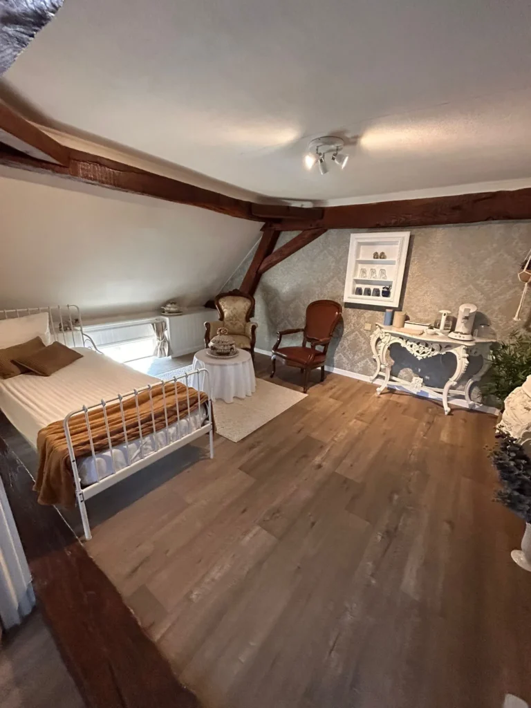 c2eda1c8-3fd7-4ff6-818f-72f268abceab